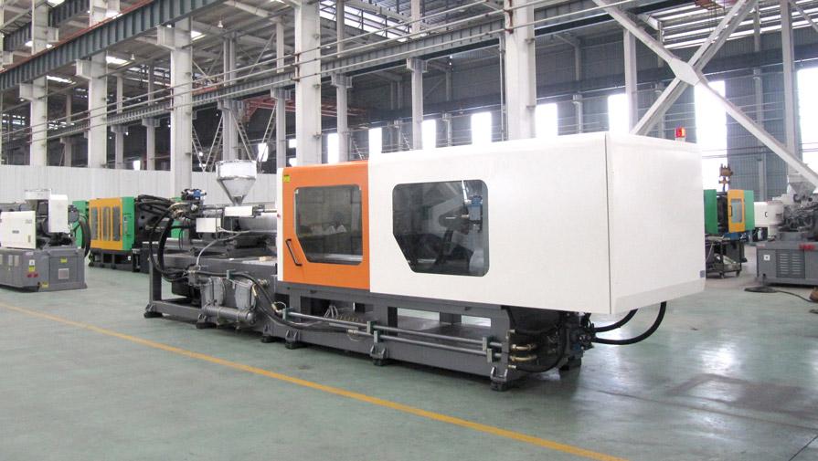 萬(wàn)里新能源：勝岳注塑機(jī)技術(shù)先進(jìn)，質(zhì)量過(guò)硬